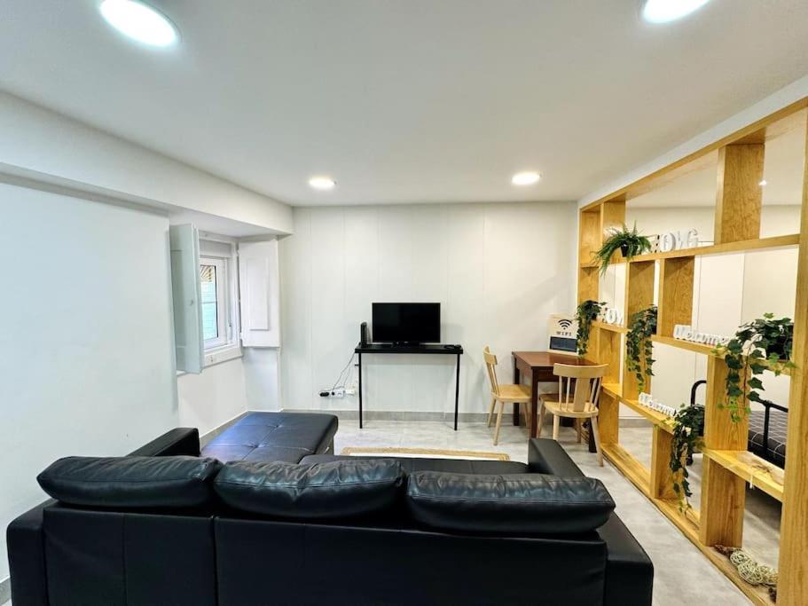 Apartamento Aconchegante Bairro Alto Lisbon Exterior photo